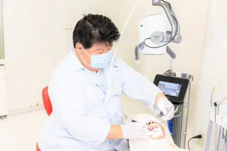 レーザーによる歯周病治療
